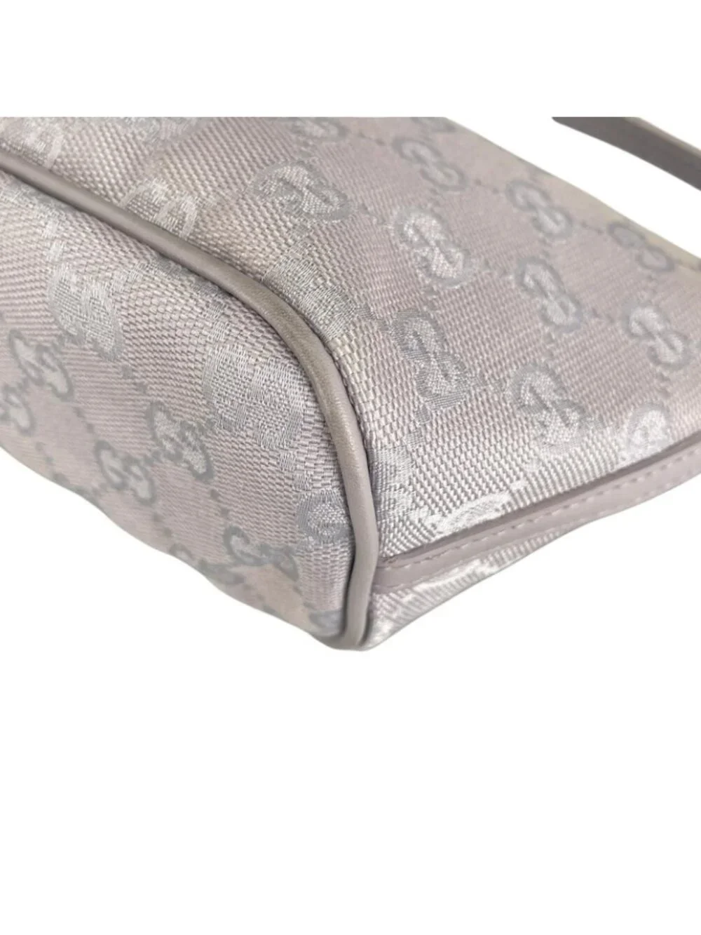 Gucci Pouch GG Canvas Purple